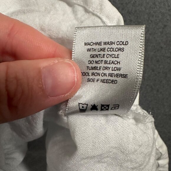 John Mark Womens M White Crinkle Cap Sleeve Button Front Lightweight Shirt Top - Picture 9 of 10